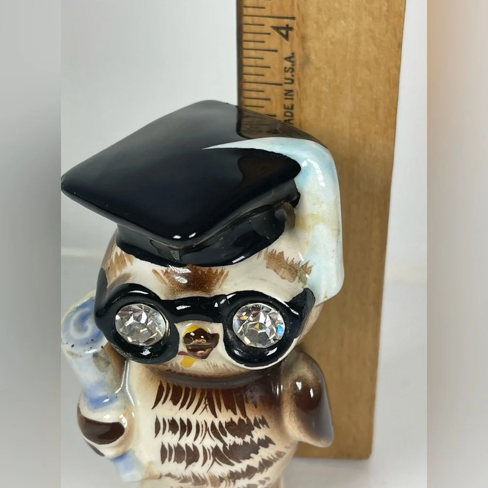 Lefton Vintage ceramic wise‎ owls salt & pepper shakers-Anthropomorphic-kitschy
